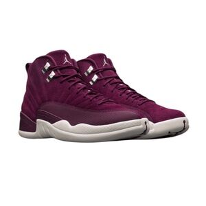 Nike Air Jordan 12 Retro Bordeaux Suede Sneakers Maroon Youth 6.5Y / Women’s 8
